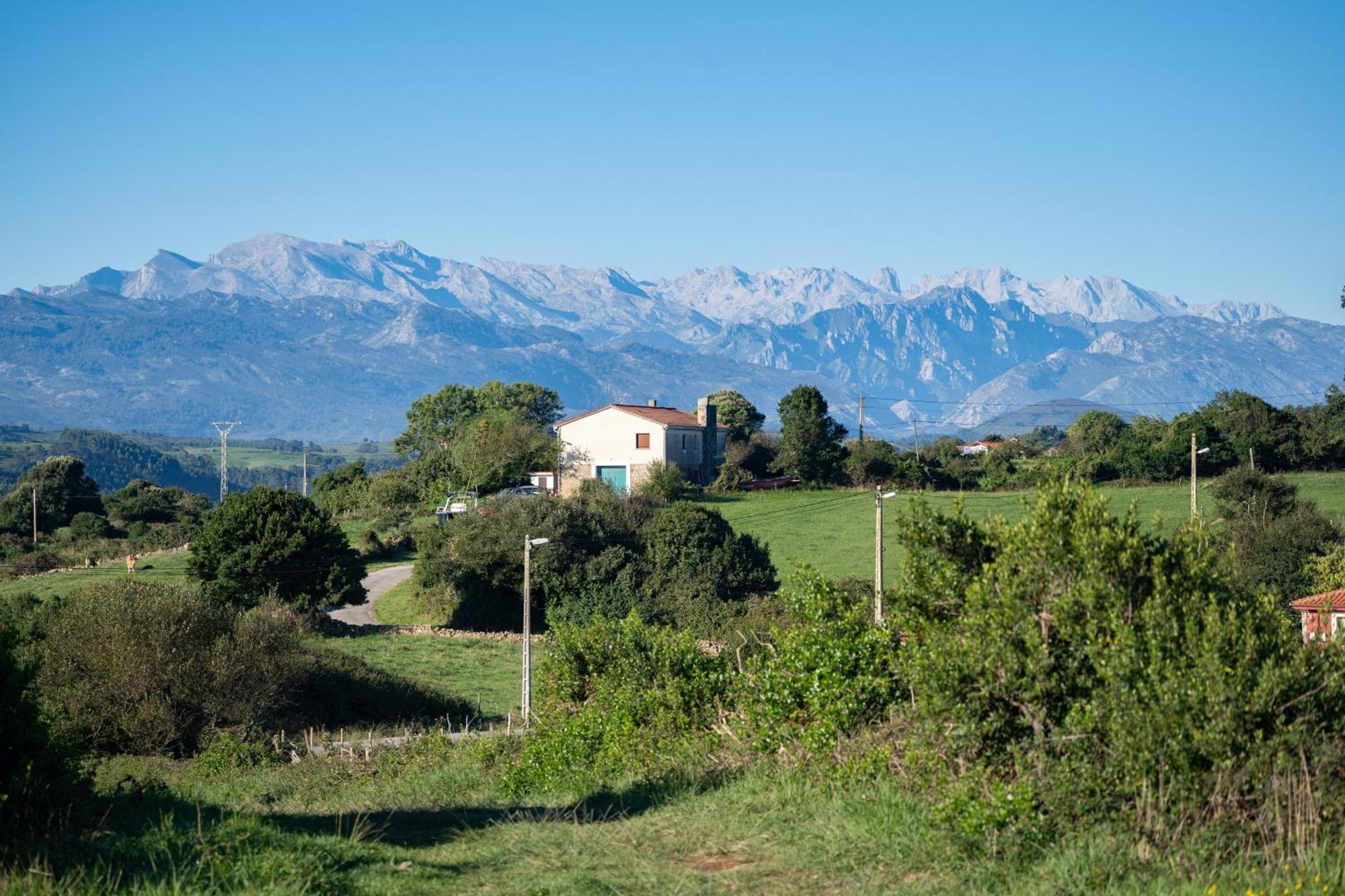 Surf House Sanvi Bed and Breakfast San Vicente De La Barquera Εξωτερικό φωτογραφία